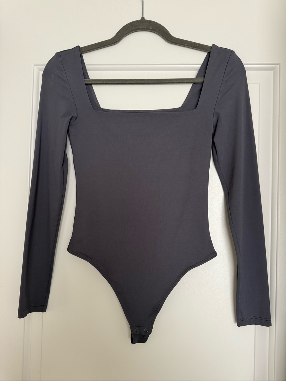 Aritizia Babaton Contour Bodysuit